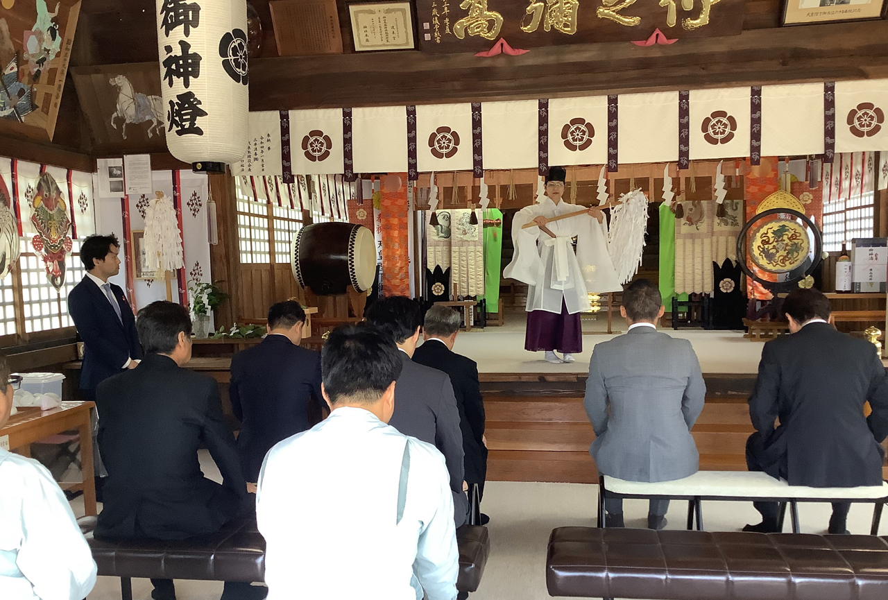 大阪鋼管事務所本館建替工事の安全祈願祭を実施しました。