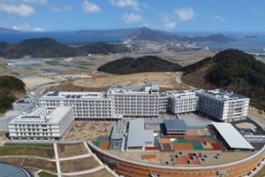 九州大学総合教育研究棟(人文社会科学系)